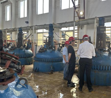 Жидкость хлорида алюминия коагулянта Пак водоочистки бытовых сточных вод поли извлекает химикаты гумуса и цветности мутности