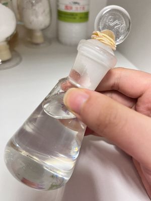 Выпивая водоочистки хлористого алюминия ранга решение поли бесцветное